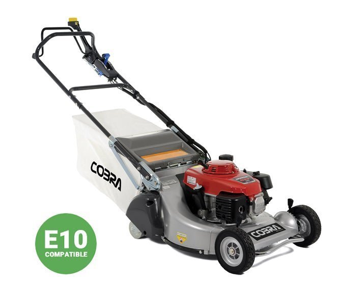 imgi_12_Screenshot2023-02-28at15.47.12_678x.progressive.png.jpg COBRA RM53HST-PRO 21″ PETROL ROLLER MOWER / HYDROSTATIC DRIVE - Image 1